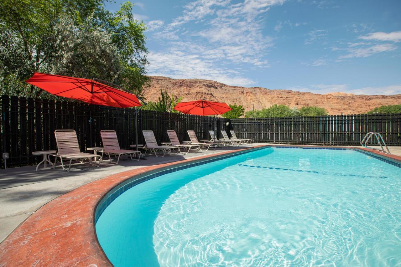 Sun Outdoors Moab Downtown Hotel Exterior foto